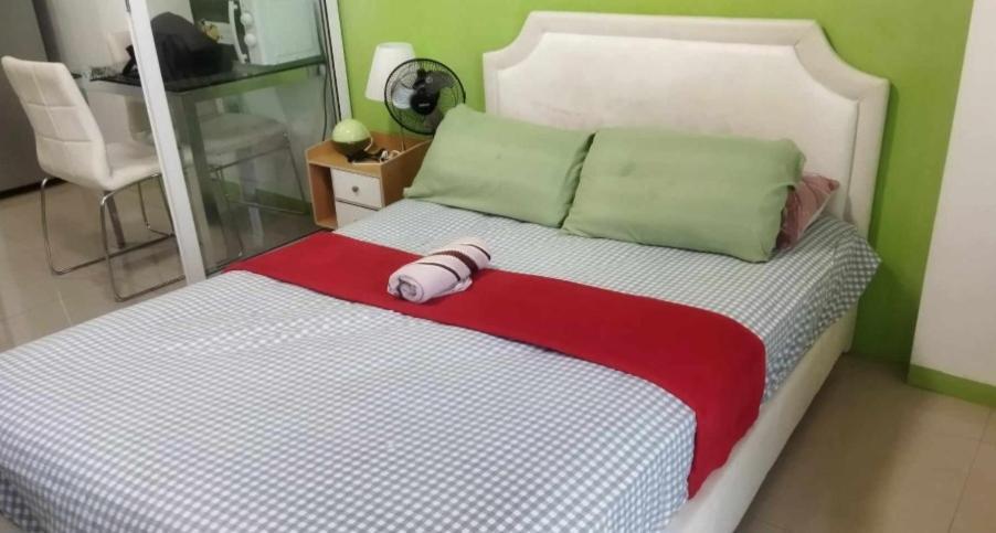 Sm Bicutan Rooms By M Manila Exterior foto